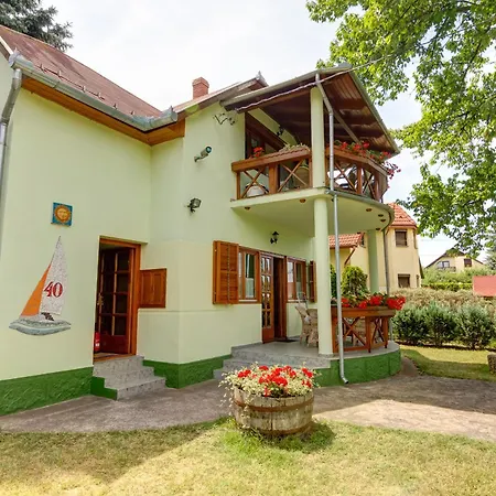 Nemecz Haz Ferienhaus Balatonmáriafürdő